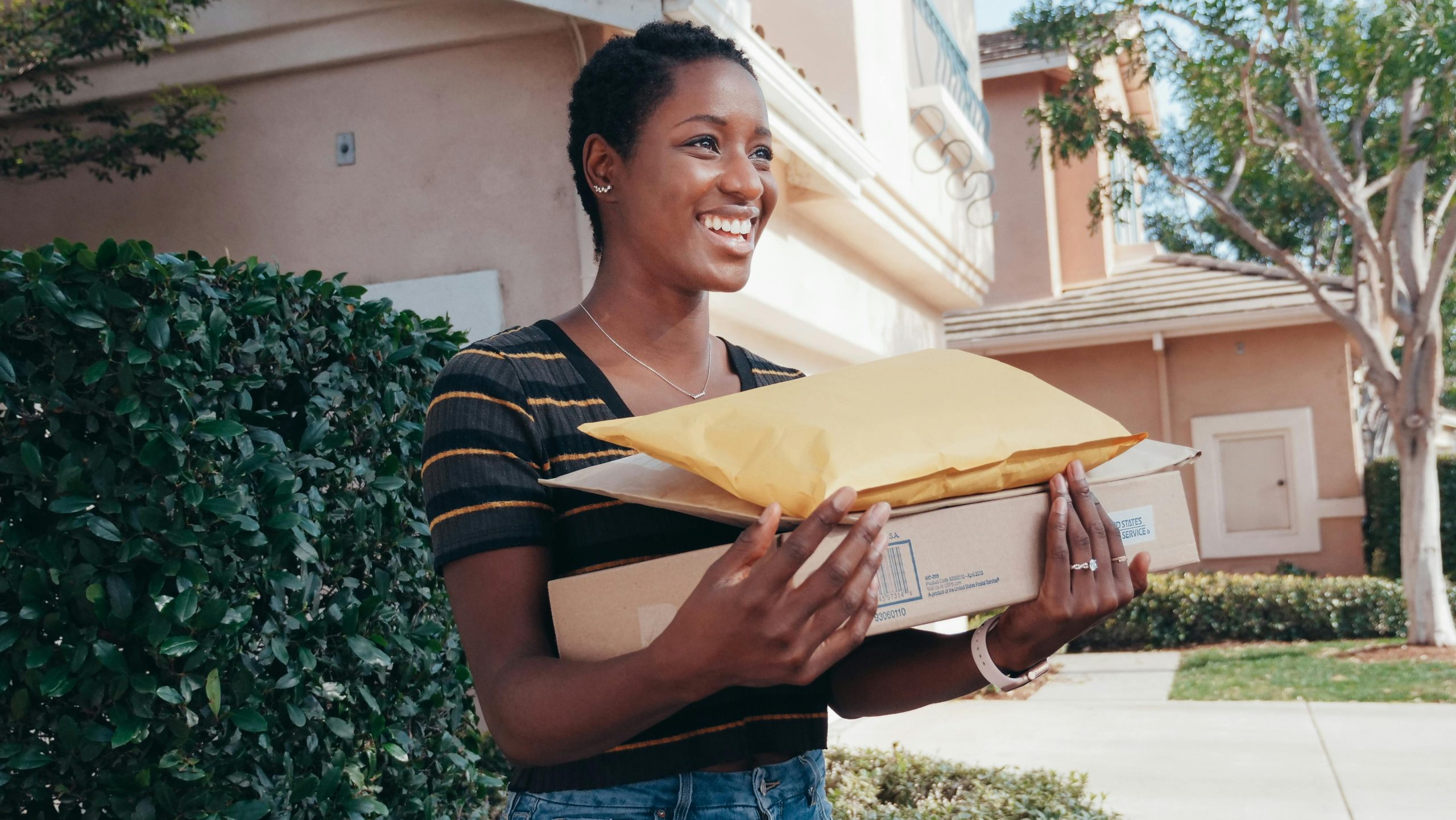 Why More Retailers Are Choosing Amazon Business Wholesale